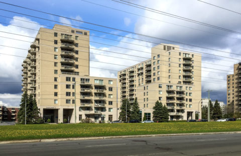 11111 Boul. Cavendish 110 Montréal, QC H4R 2M8