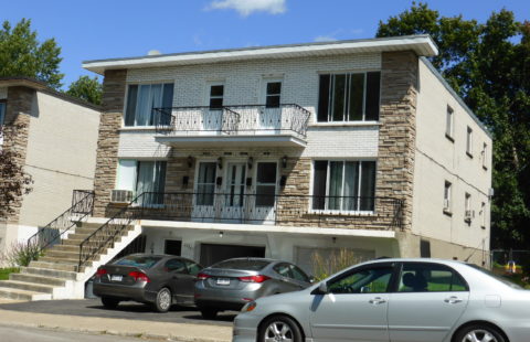 141-145A Av. Riverview