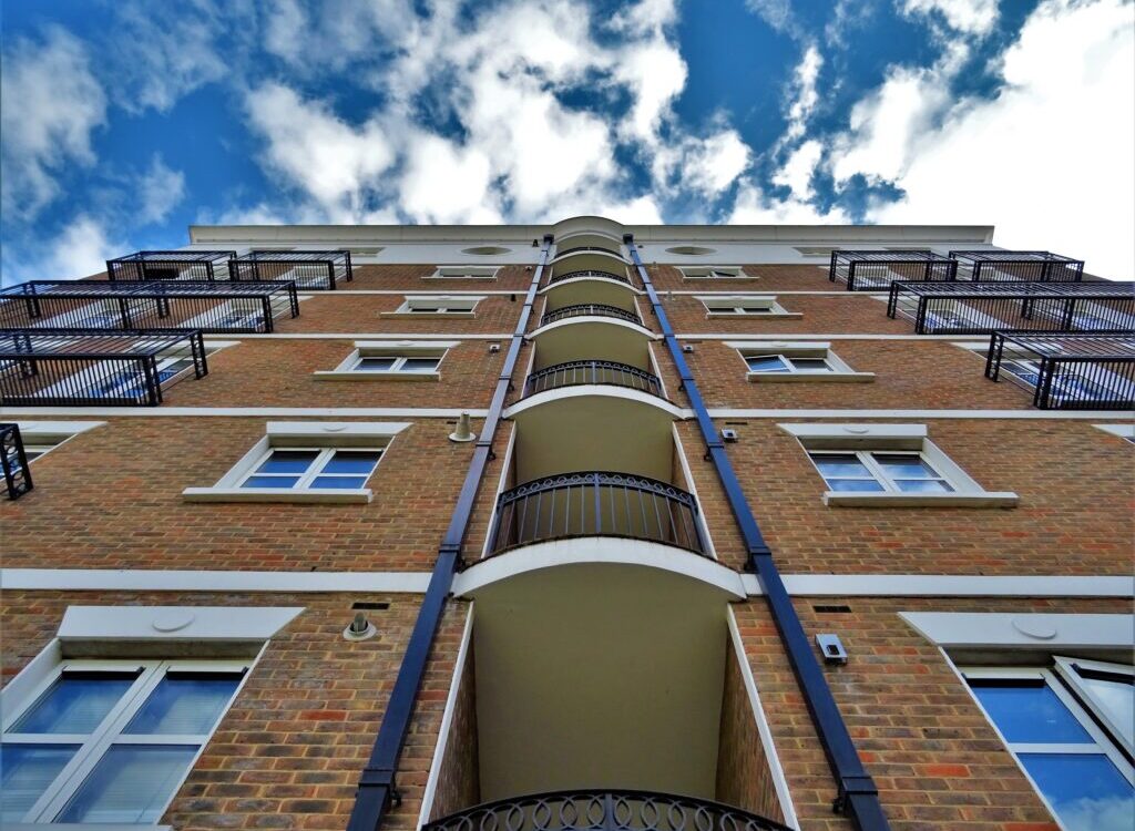 Монреальский рынок недвижимости демонстрирует силу по сравнению с другими канадскими городами